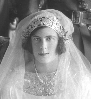 (Bride) Mrs Alistair Richardson, née Marion (Edith Georgina) Forbes (1898- );(1). eldest daughter of Charles William Forbes, 4th of Callendar; m. (1923) (as first wife) Captain Alistair Richardson (div. 1932).